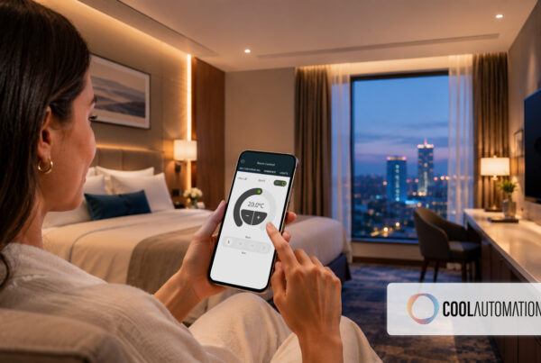 Guest controlling hotel room temperature from a branded mobile app with Nonius Room Control and CoolAutomation integration
